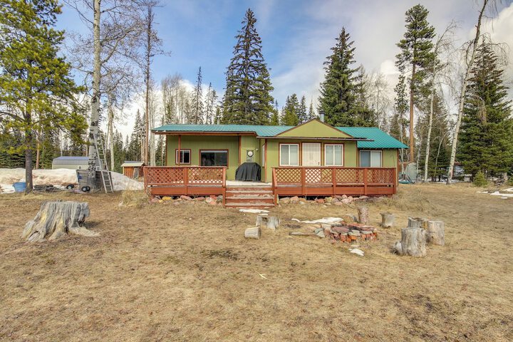 Hike Bike & Boat: Cabin w / Dock on Seeley Lake!