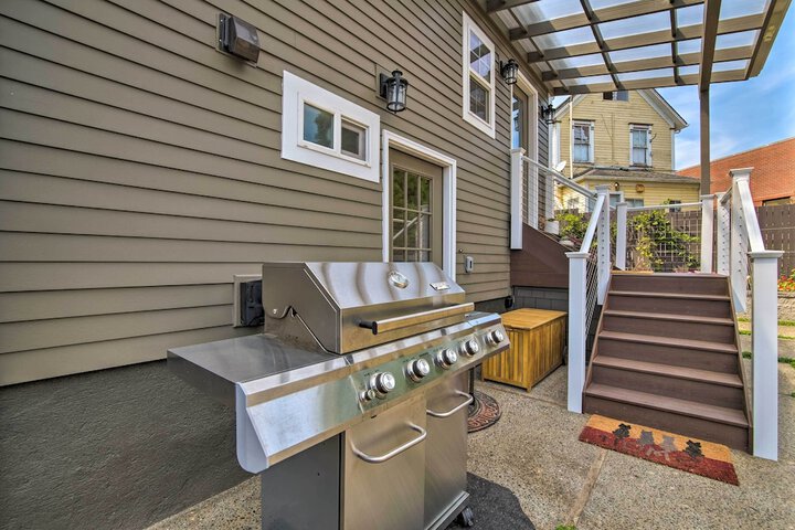 Renovated North Bend Cottage: Near Eateries!