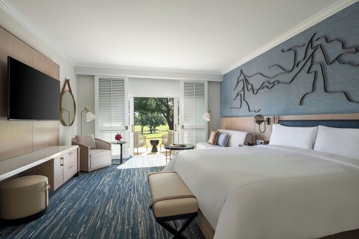 The Ritz-Carlton Dallas Las Colinas