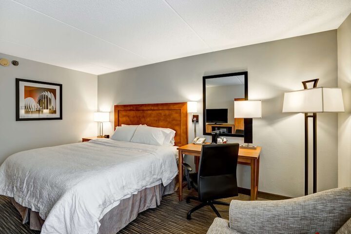Room 14 of 35