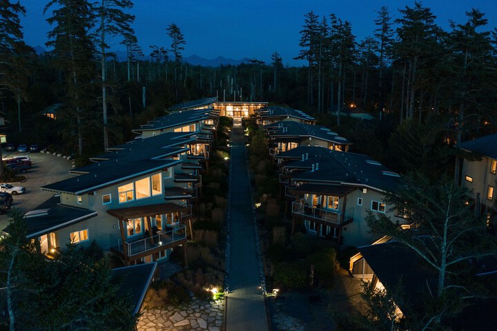 Cox Bay Beach Resort