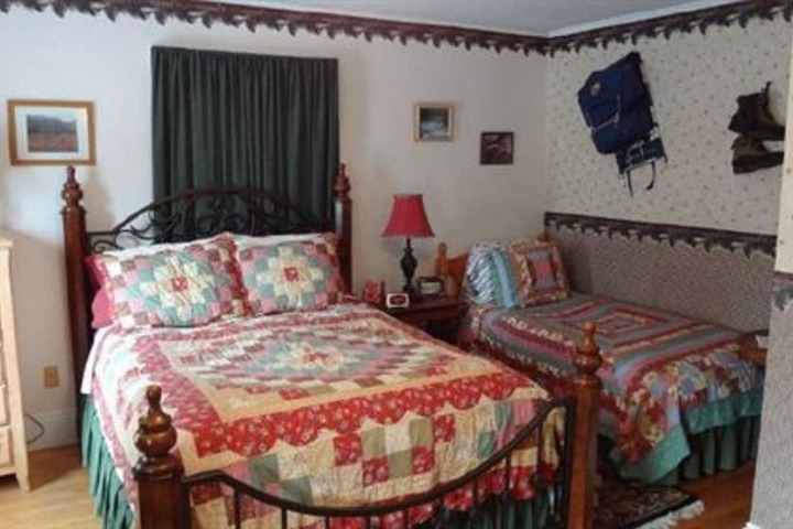 THE YOUNG HOUSE BED AND BREAKFAST