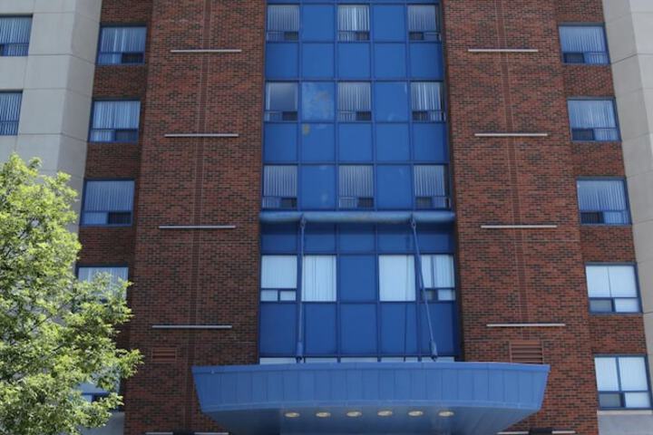 Residence & Conference Centre - Barrie