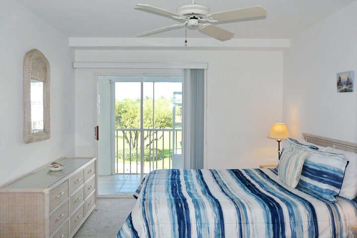 Room 8 of 26