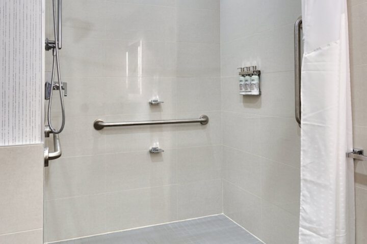 Holiday Inn Express & Suites Trois Rivieres Ouest by IHG