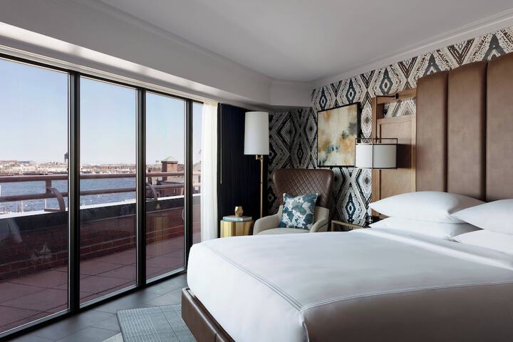 Room 48 of 95