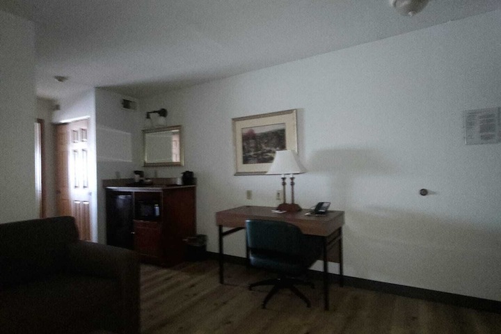 Wingate Suites by Wyndham Youngstown - Austintown
