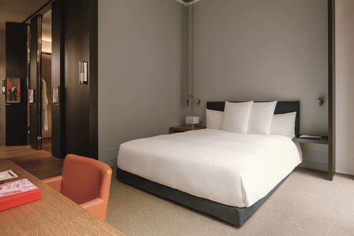 Room 47 of 64