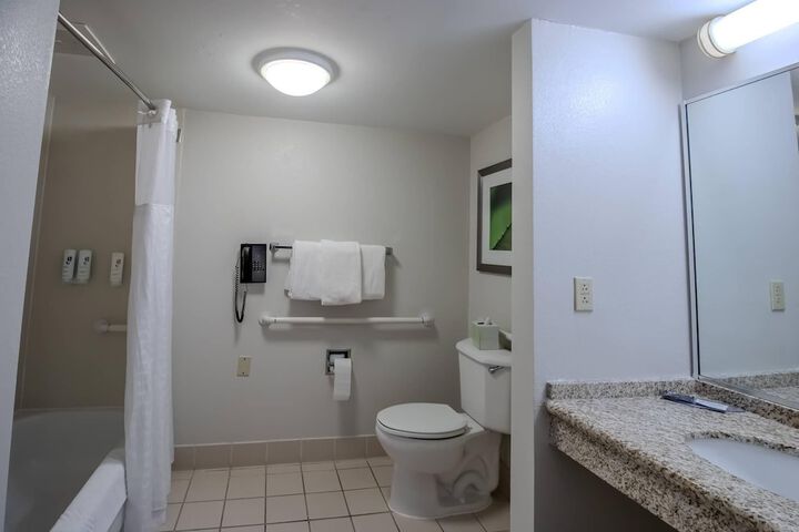 Country Inn & Suites by Radisson Convention Center