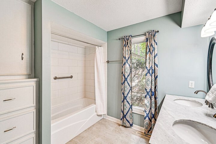 Charming Pinehurst Getaway w / Golf Course View!