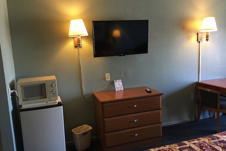 Room 26 of 27