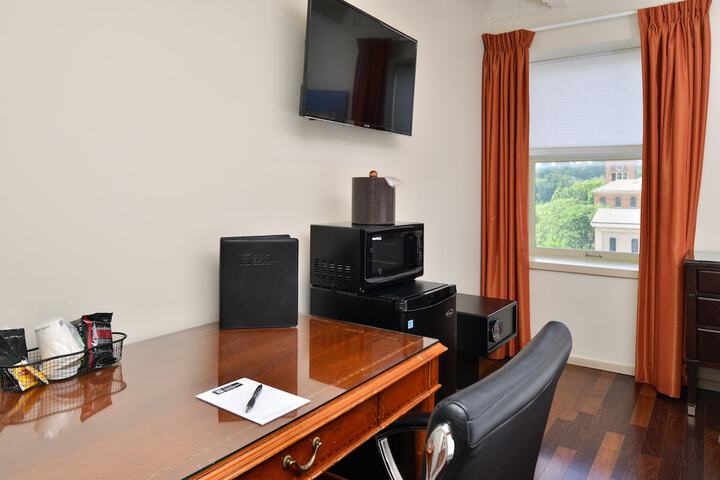 Room 36 of 51