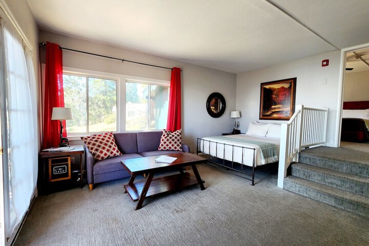 Room 28 of 59