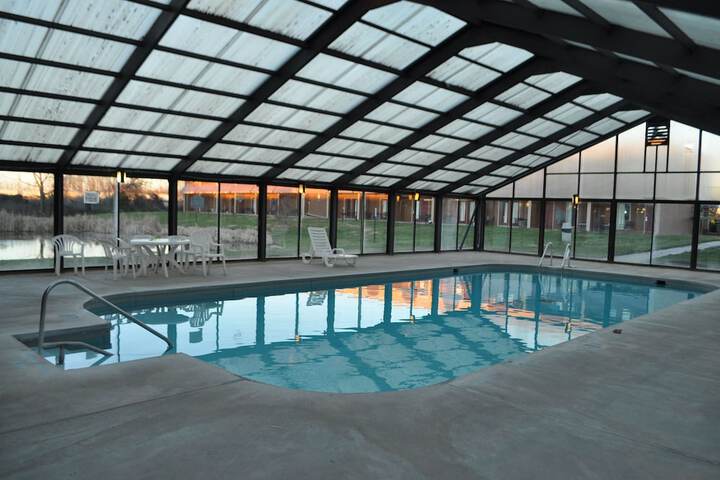 Pool 12 of 41