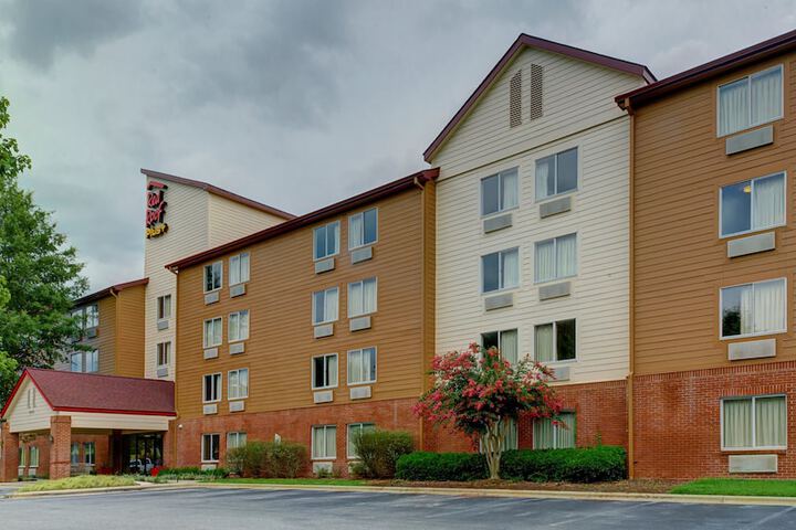 Hotel 2 of 33