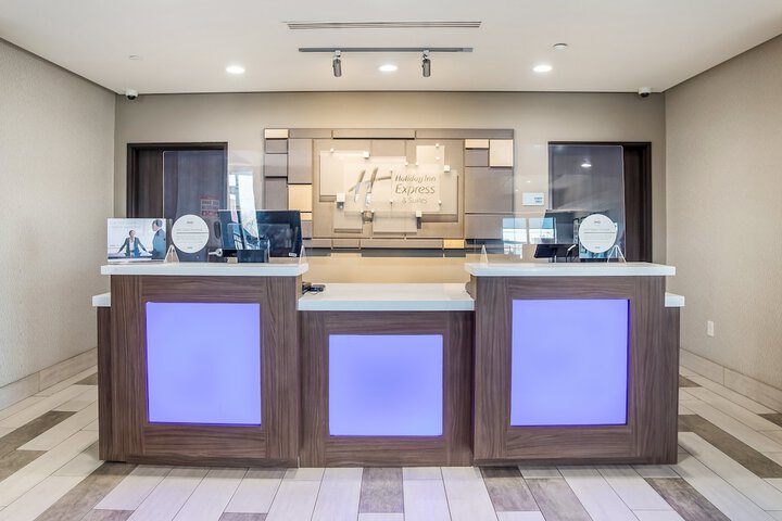 Hotel Interior 10 of 46