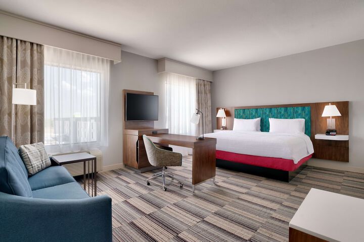 Room 16 of 37