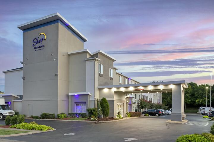 Hotel 4 of 40