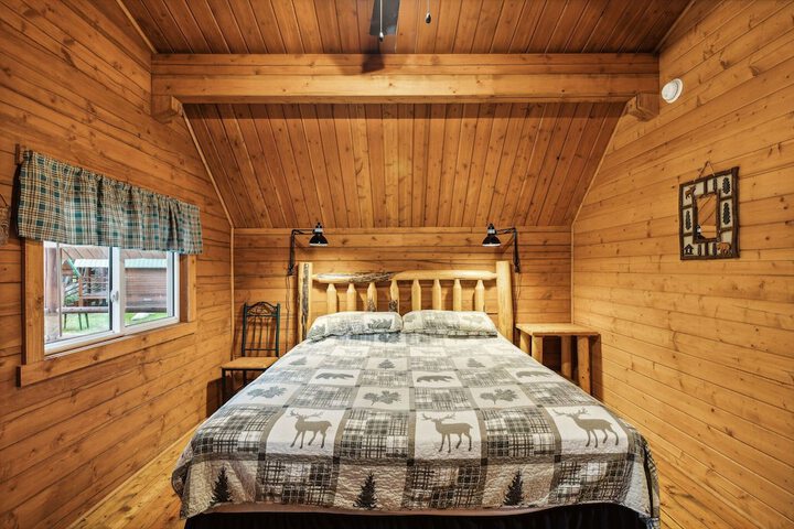 Lost Horse Lodge