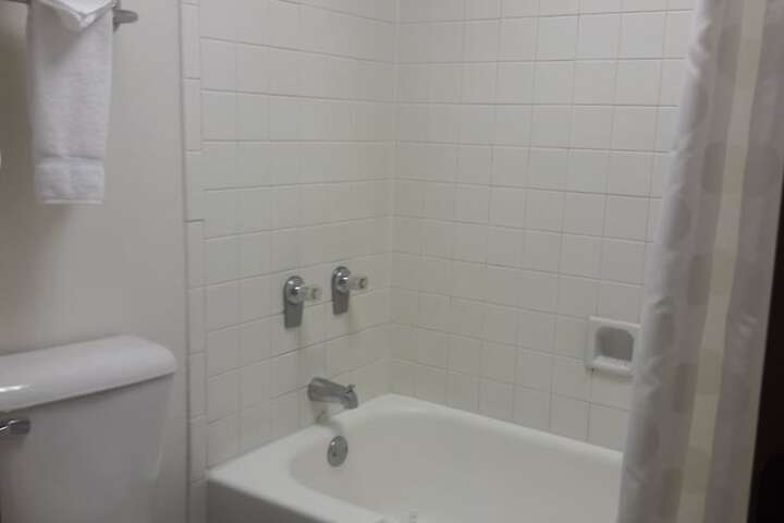 Room 26 of 63