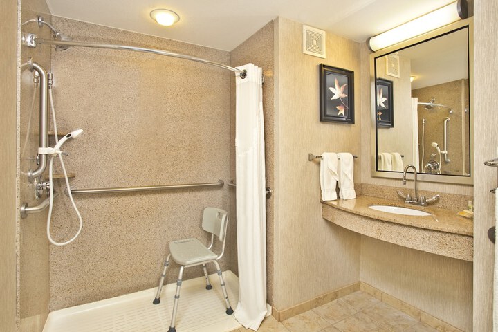 Room 10 of 31