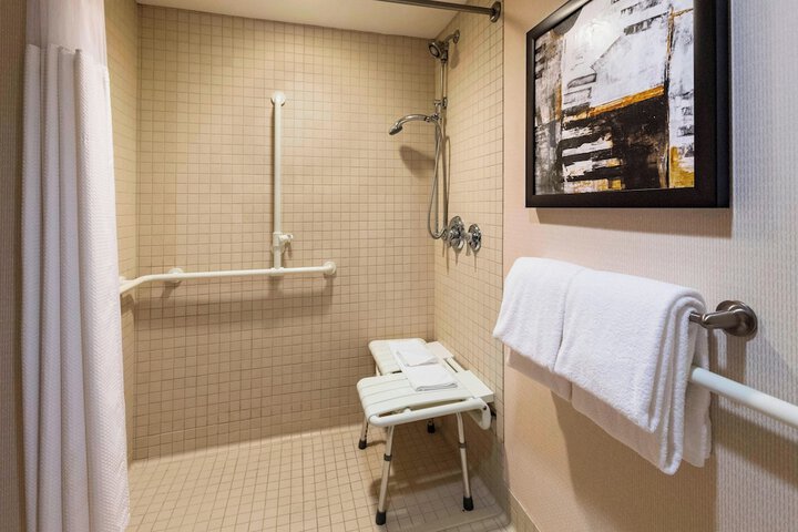 Courtyard by Marriott Atlanta Buford Mall of Georgia