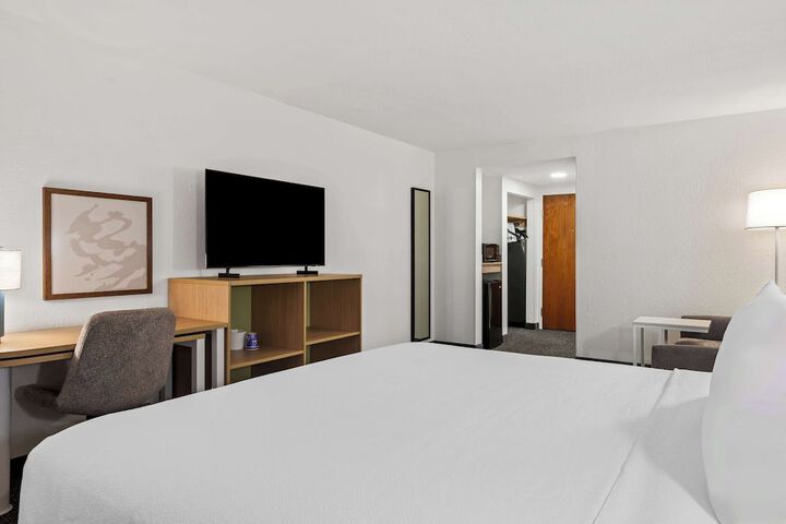 Spark by Hilton Port Wentworth Savannah