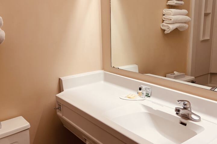 Room 30 of 44