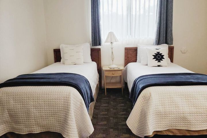 Room 33 of 52