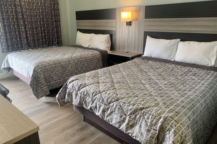 Room 16 of 25