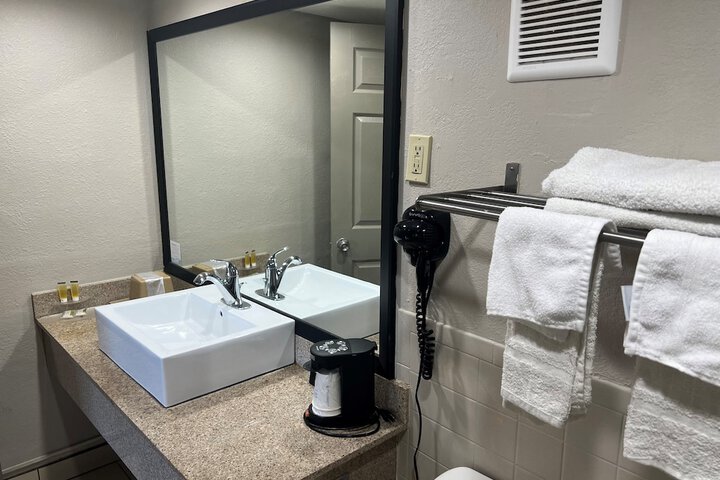 Room 31 of 41