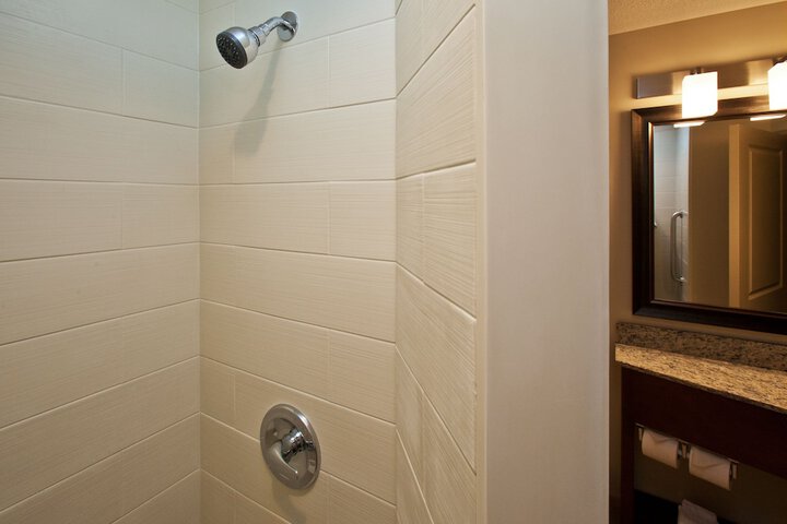 AmericInn by Wyndham Hartford SD