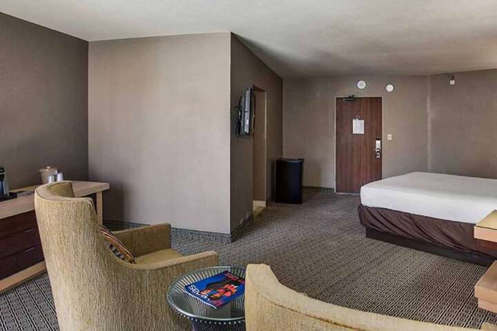 Room 26 of 67