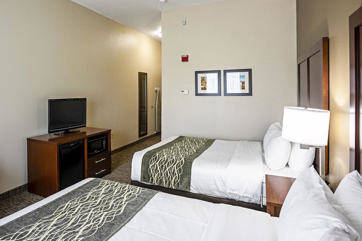 Room 26 of 33