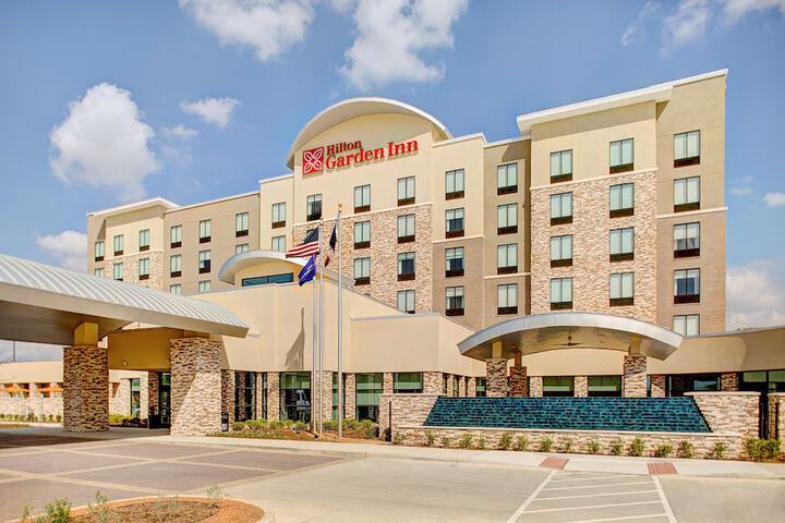 Hilton Garden Inn Dallas / Arlington South