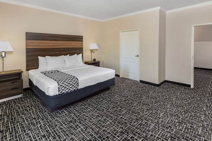 La Quinta Inn & Suites by Wyndham Garland Harbor Point
