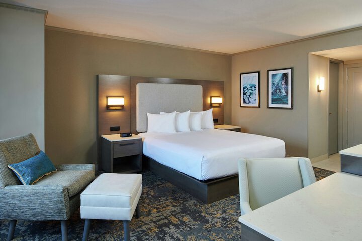 Room 13 of 39