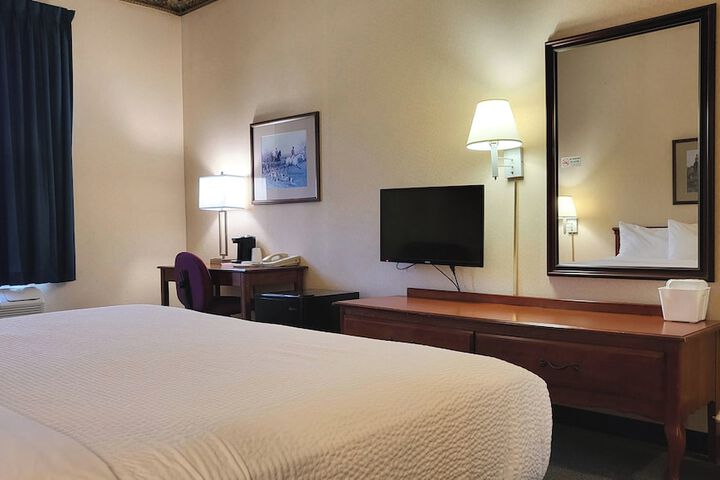 Room 20 of 32
