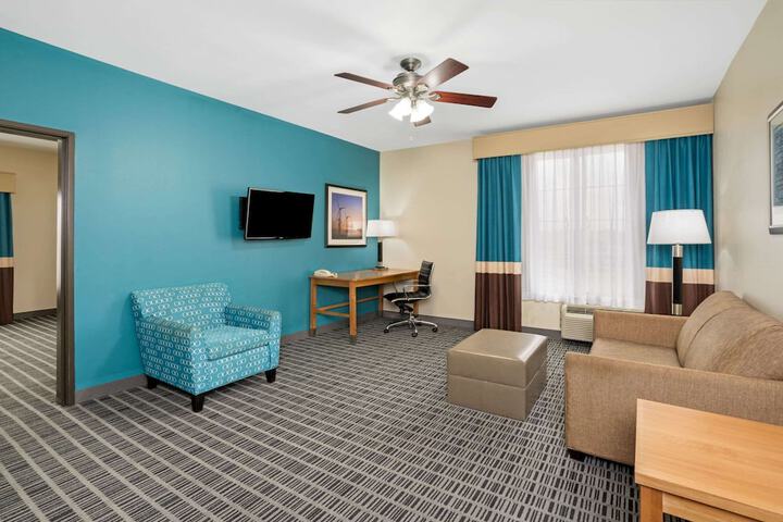 Room 17 of 41