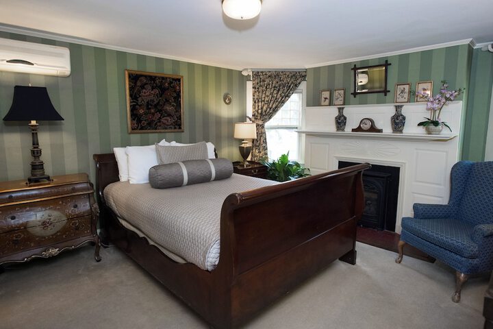 Room 7 of 20