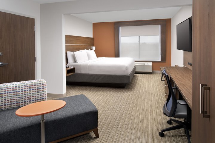 Room 17 of 31