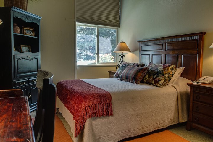The Lodge at Vail a RockResort by Vail Resorts