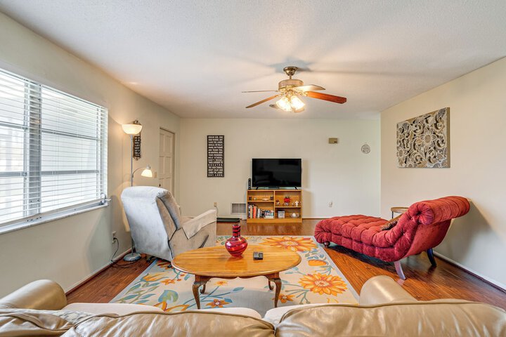 Englewood Home on Canal: Boat to Lemon Bay!