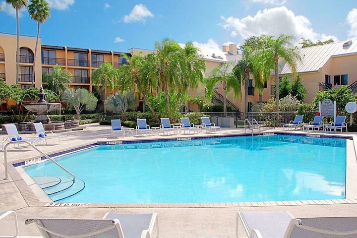 Pool 4 of 25