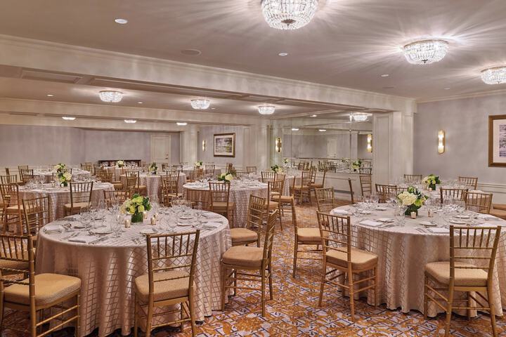 Ballroom/Hall 89 of 99