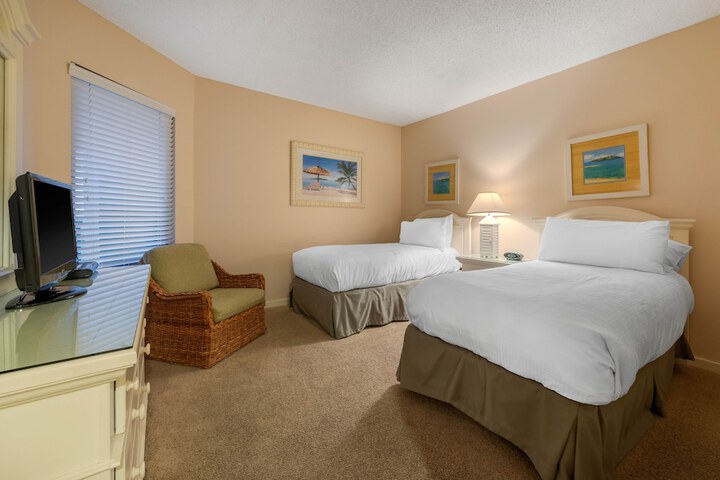 Room 34 of 179