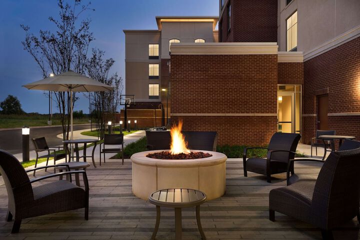 Hotel Exterior 54 of 54