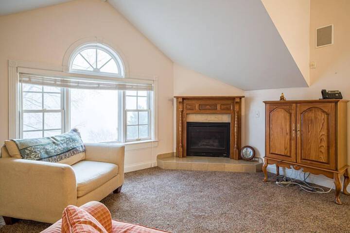 Whitestone Inn