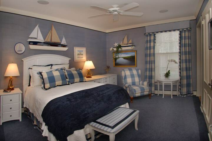 Jedediah Hawkins Inn