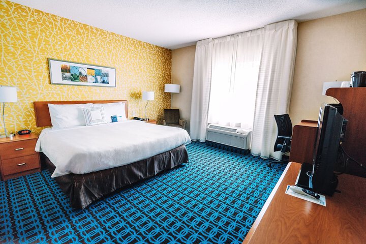 Room 11 of 21
